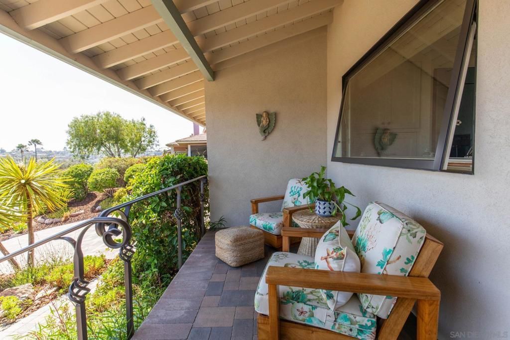 Image 5 of property listing at 3618 Fenelon, San Diego, CA 92106