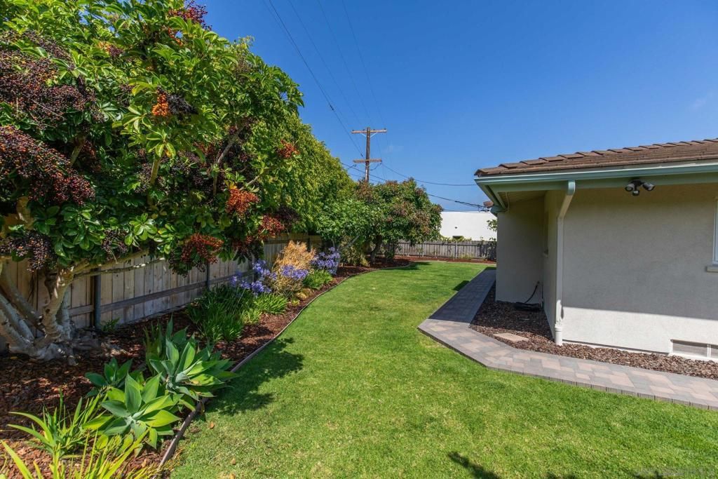 Image 52 of property listing at 3618 Fenelon, San Diego, CA 92106