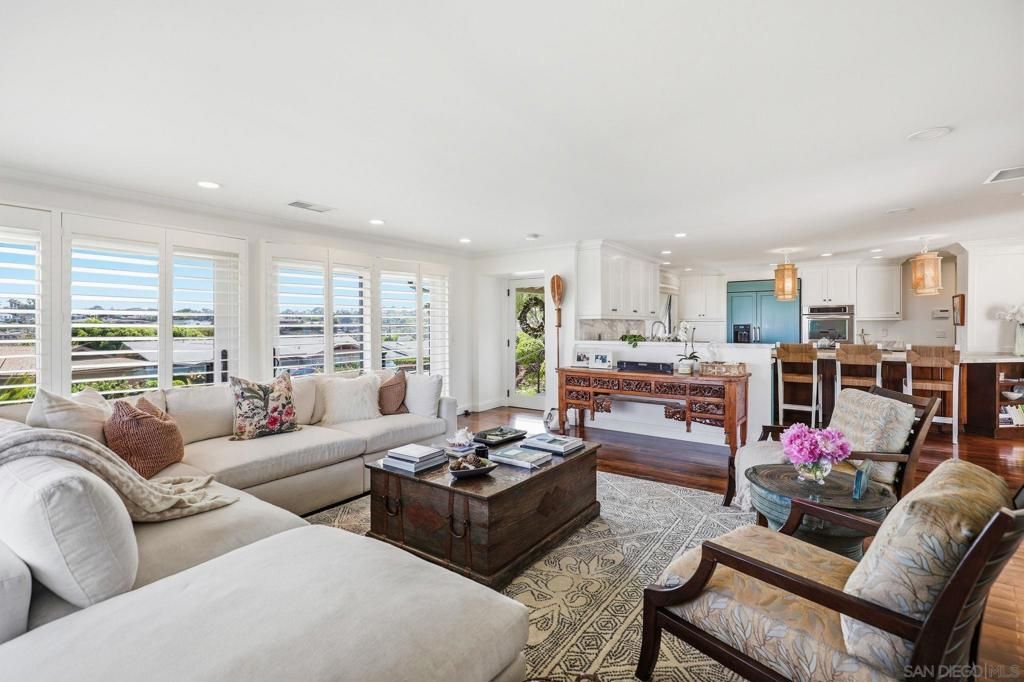 Image 9 of property listing at 3618 Fenelon, San Diego, CA 92106
