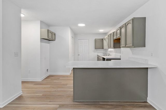 2121 Davenport Street, Chattanooga, TN 37406