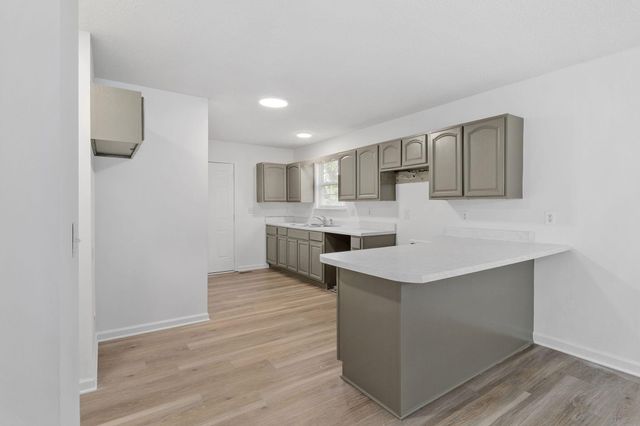 2121 Davenport Street, Chattanooga, TN 37406