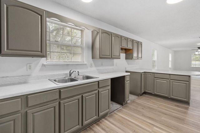 2121 Davenport Street, Chattanooga, TN 37406