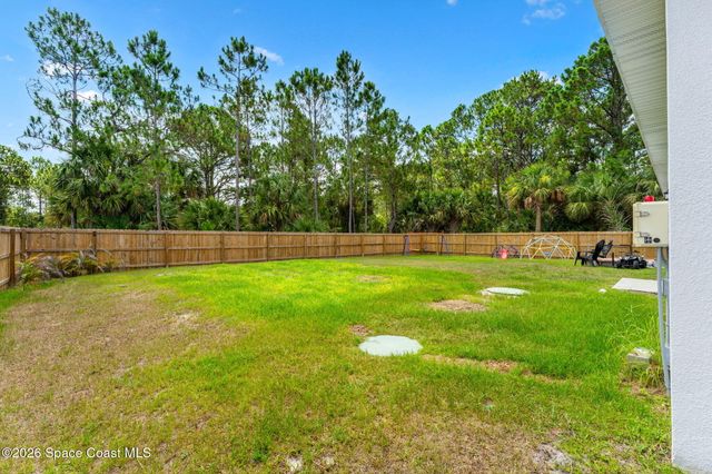 3373 Navajo Avenue SW, Palm Bay, FL 32908
