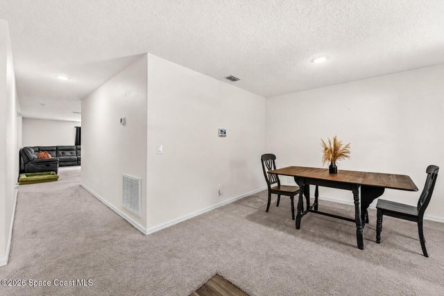 3373 Navajo Avenue SW, Palm Bay, FL 32908
