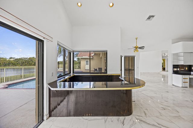 10747 Stonebridge Boulevard, Boca Raton, FL 33498