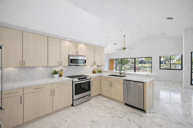 10747 Stonebridge Boulevard, Boca Raton, FL 33498