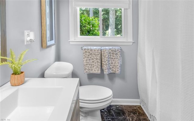 2401 N Shore DR, Smithfield, VA 23430