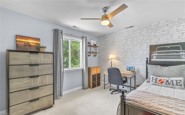 2401 N Shore DR, Smithfield, VA 23430