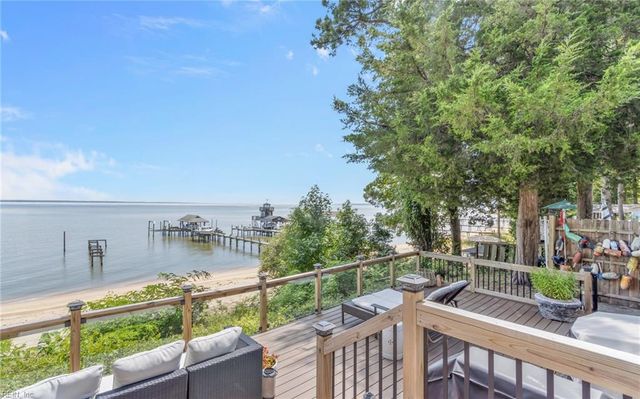 2401 N Shore DR, Smithfield, VA 23430