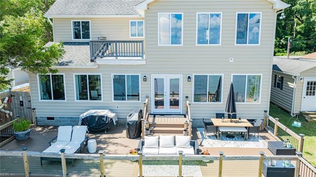 2401 N Shore DR, Smithfield, VA 23430