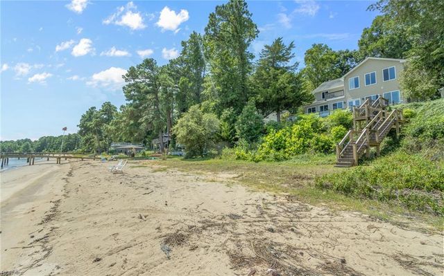 2401 N Shore DR, Smithfield, VA 23430