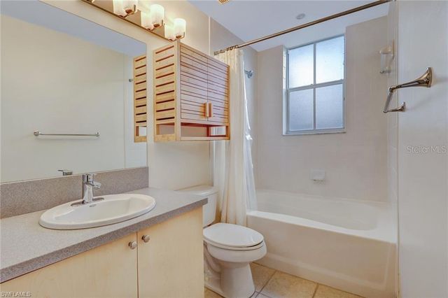 1180 RESERVE WAY 302, Naples, FL 34105
