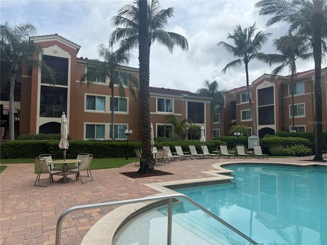 1180 RESERVE WAY 302, Naples, FL 34105