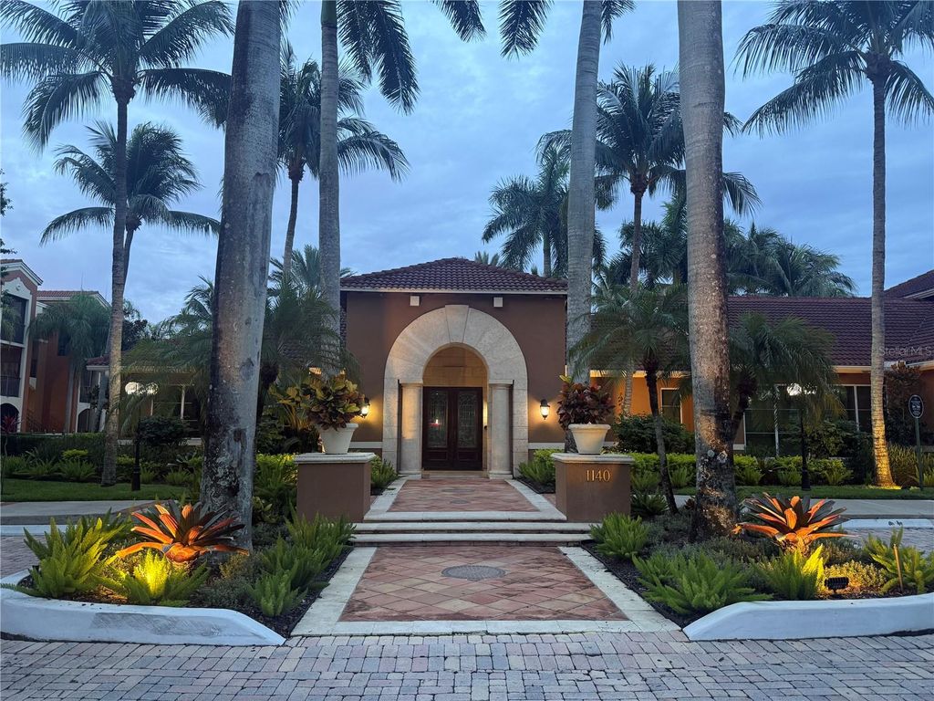 1180 RESERVE WAY 302, Naples, FL 34105