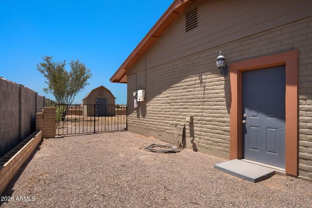 15158 S COUNTRY CLUB Drive, Arizona City, AZ 85123