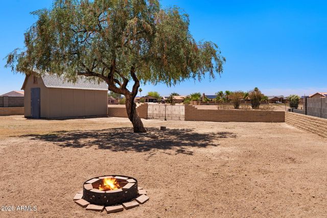 15158 S COUNTRY CLUB Drive, Arizona City, AZ 85123