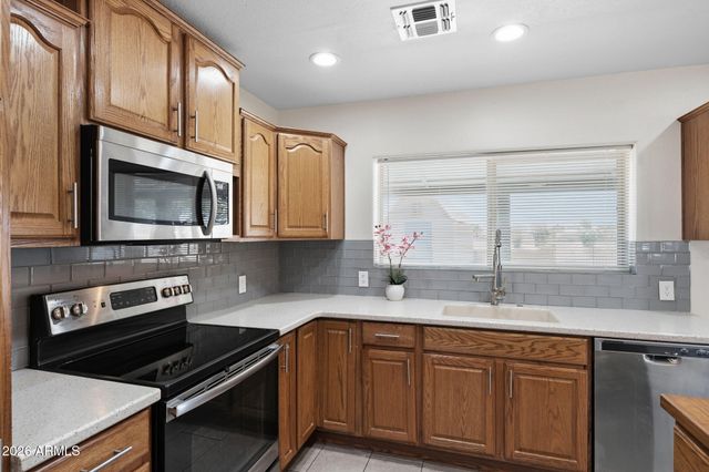 15158 S COUNTRY CLUB Drive, Arizona City, AZ 85123
