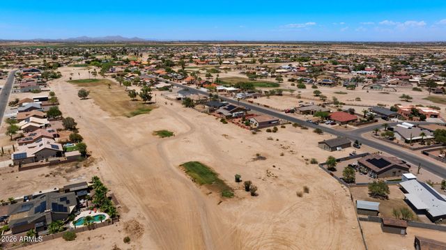 15158 S COUNTRY CLUB Drive, Arizona City, AZ 85123