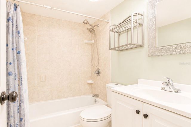 1700 SW 16TH COURT D22, Gainesville, FL 32608