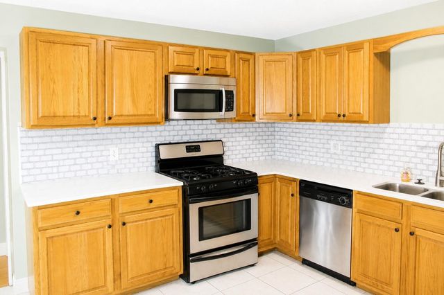 1700 SW 16TH COURT D22, Gainesville, FL 32608