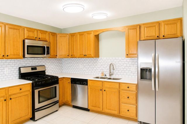 1700 SW 16TH COURT D22, Gainesville, FL 32608