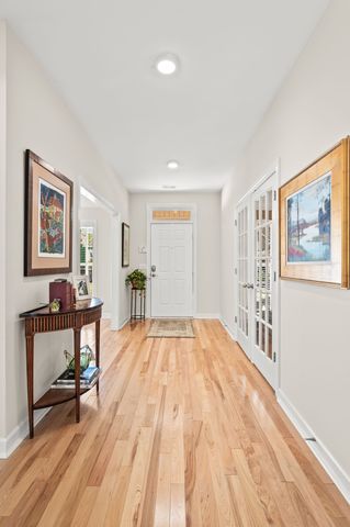 521 Summit Oaks Ct, Nashville, TN 37221