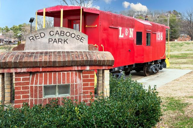 521 Summit Oaks Ct, Nashville, TN 37221