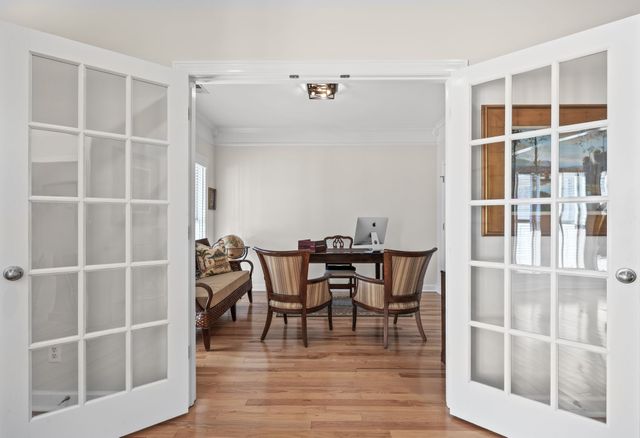 521 Summit Oaks Ct, Nashville, TN 37221