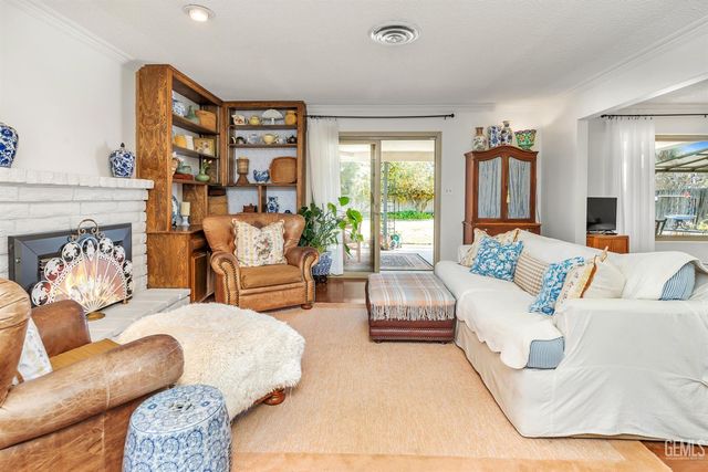 2508 Prestwick Court, Bakersfield, CA 93309