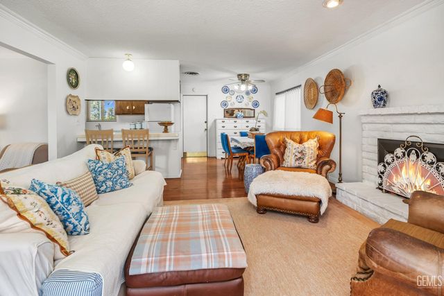 2508 Prestwick Court, Bakersfield, CA 93309