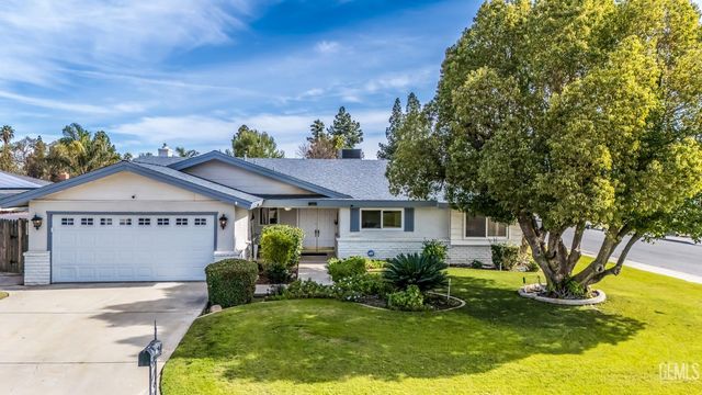 2508 Prestwick Court, Bakersfield, CA 93309