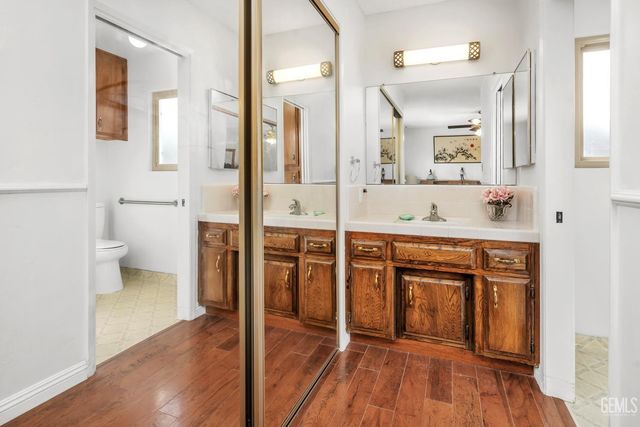 2508 Prestwick Court, Bakersfield, CA 93309