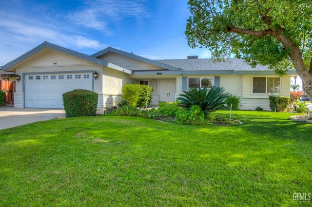 2508 Prestwick Court, Bakersfield, CA 93309