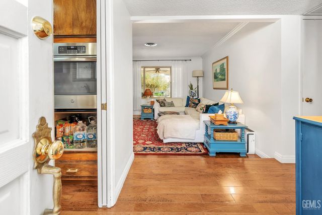 2508 Prestwick Court, Bakersfield, CA 93309