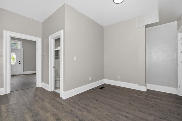 728 W 9th Street, Covington, KY 41011