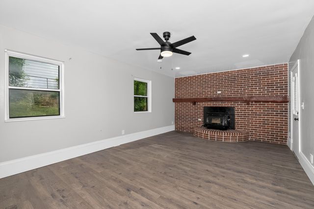 728 W 9th Street, Covington, KY 41011