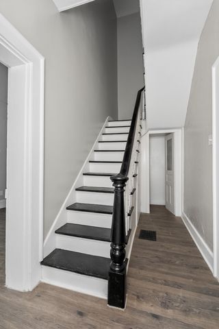 728 W 9th Street, Covington, KY 41011