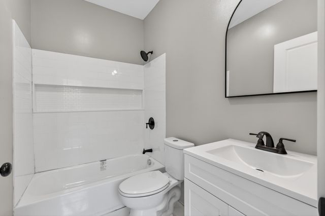 728 W 9th Street, Covington, KY 41011