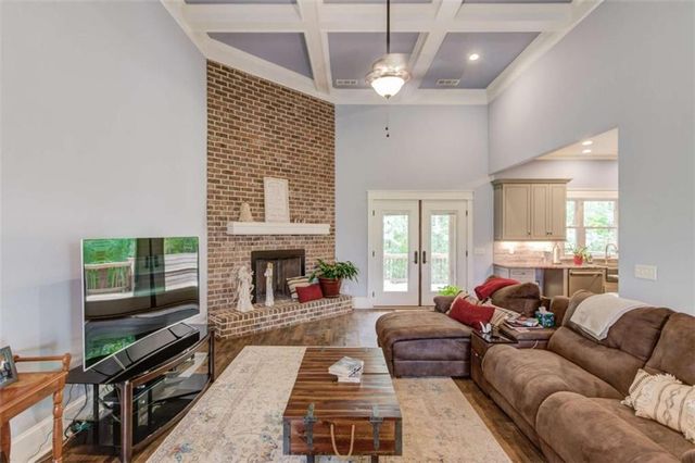 624 Skyland Drive, Hoschton, GA 30548