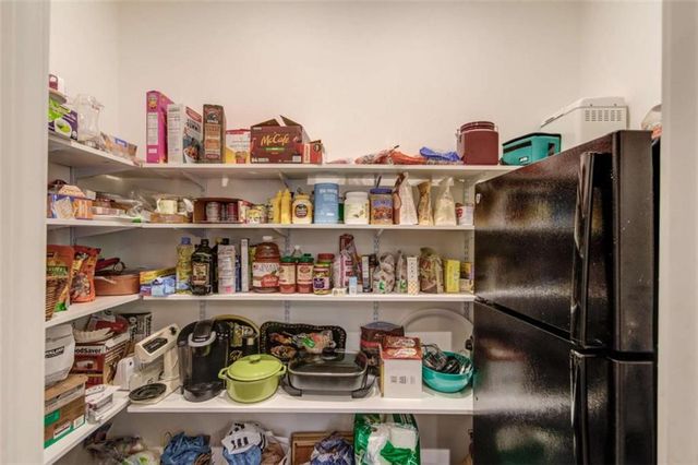624 Skyland Drive, Hoschton, GA 30548