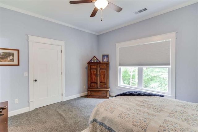 624 Skyland Drive, Hoschton, GA 30548