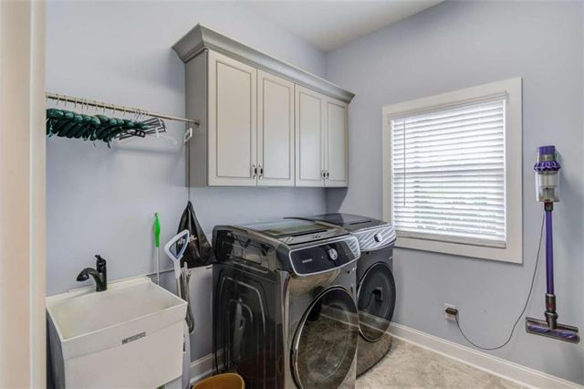 624 Skyland Drive, Hoschton, GA 30548