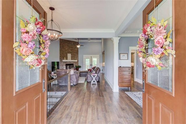 624 Skyland Drive, Hoschton, GA 30548