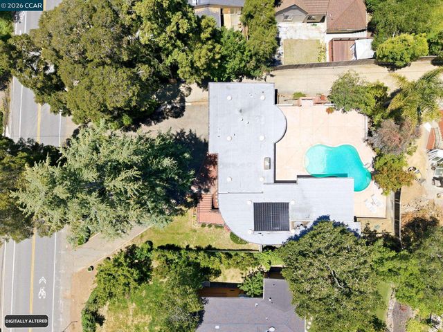 5828 Moraga Ave, Oakland, CA 94611