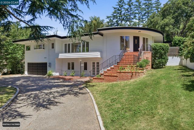 5828 Moraga Ave, Oakland, CA 94611