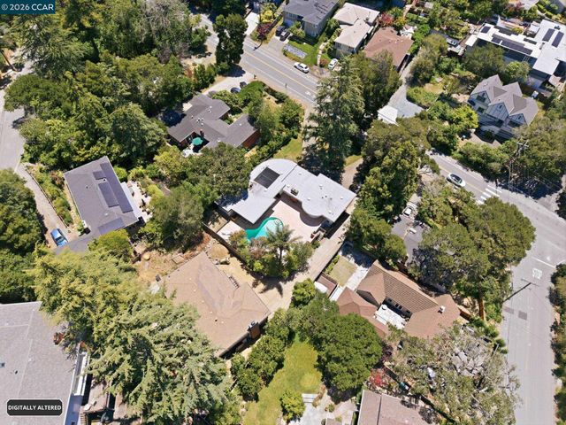 5828 Moraga Ave, Oakland, CA 94611