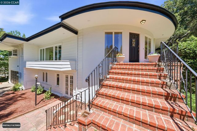 5828 Moraga Ave, Oakland, CA 94611