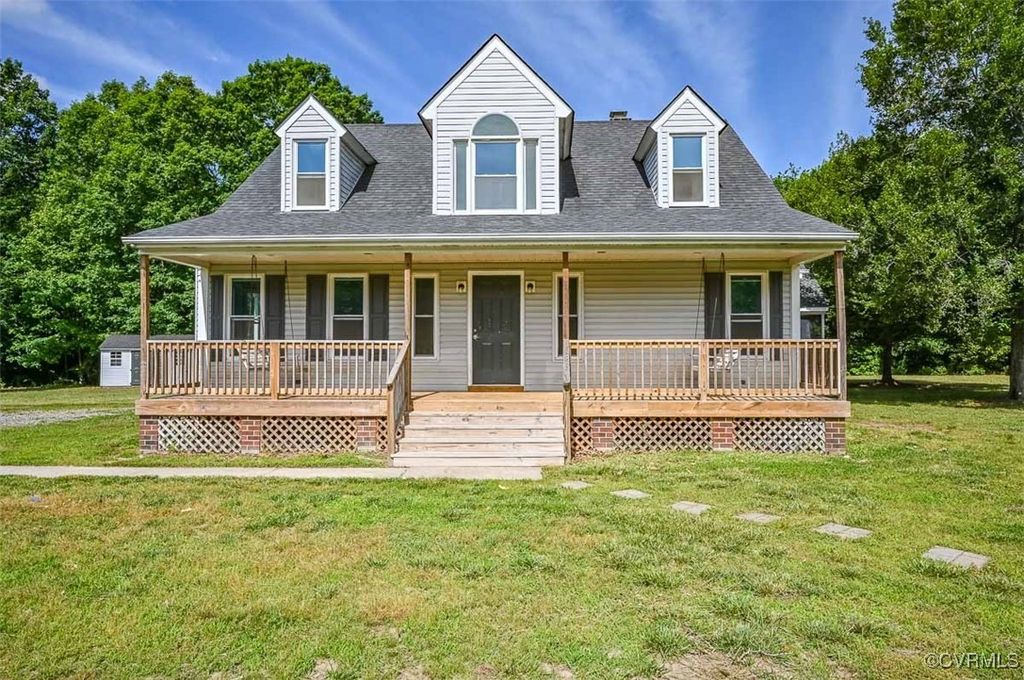 547 Dover Ln, Aylett, VA 23009