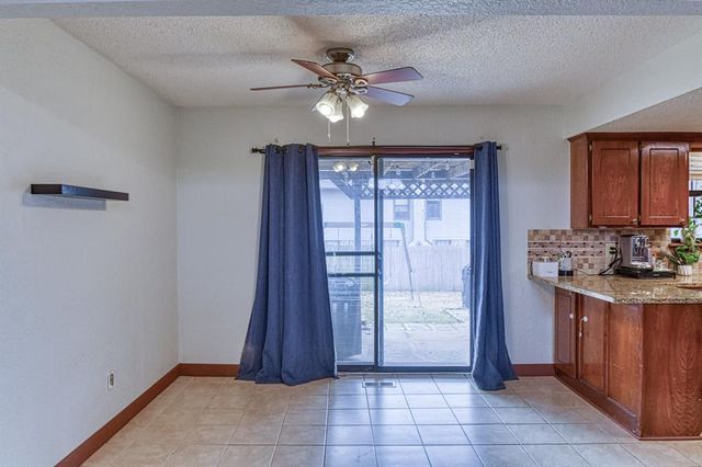 1216 NE 24th Street, Moore, OK 73160