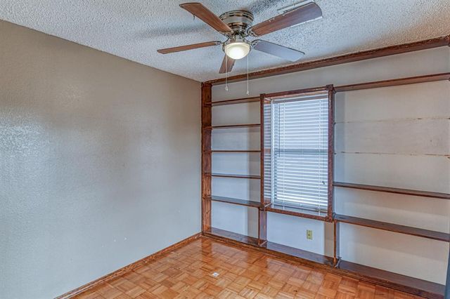 1216 NE 24th Street, Moore, OK 73160